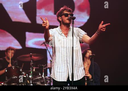 La band britannica Yard Act si esibisce allo Sziget Festival il 12 agosto 2024 Foto Stock