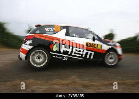 Treviri, Germania, 21 agosto 2011, Michael Burri e il suo codriver Stephane Rey nella loro Citroen DS3 R3T alla pioggia SS16 (Moselwein 1) del WRC ADAC Foto Stock