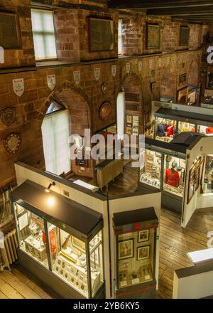 Mostre al Soldiers of Shropshire Museum nel castello di Shrewsbury, Regno Unito. Foto Stock