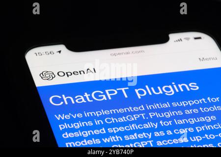 Chiudi l'accesso ai plugin ChatGPT sul sito Web OpenAI. Foto Stock