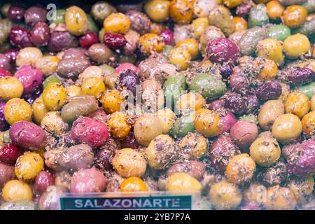 olive marinate in modi diversi Foto Stock
