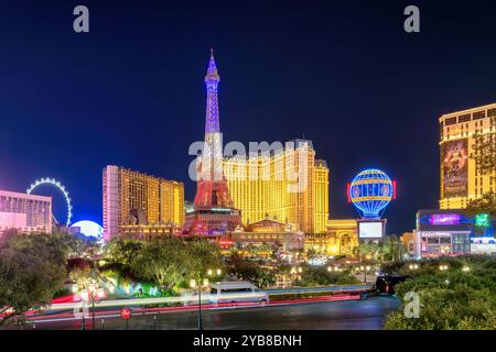 Vista notturna della Las Vegas Strip a Las Vegas, Nevada Foto Stock