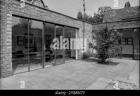 Mies van der Rohe Haus Deutschland, Berlin, 07.08.1991, Mies van der Rohe Haus, in Berlin Weißensee, Â *** Mies van der Rohe House Germany, Berlin, 07 08 1991, Mies van der Rohe House, in Berlin Weißensee, Â Foto Stock