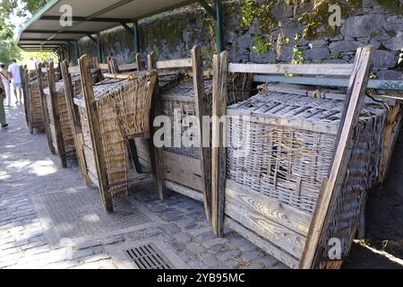 Diportisti di paglia a Funchal, Madeira Foto Stock