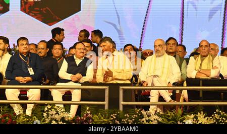 Panchkula, India. 3 settembre 2020. PANCHKULA, INDIA - 17 OTTOBRE: Da L a R Nitin Gadkari Ministro dei trasporti stradali e delle autostrade, JP Nadda, Chandrababu Naidu primo Ministro dell'Andhra Pradesh, Amit Shah Union Ministro dell'interno, Rajnath Singh Ministro della difesa durante la cerimonia di giuramento del primo Ministro Haryana Nayab Singh Saini e altri ministri di Haryana a Dussehra Ground, settore 5 il 17 ottobre 2024 in India. (Foto di Sanjeev Sharma/Hindustan Times/Sipa USA) credito: SIPA USA/Alamy Live News Foto Stock