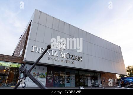 Istanbul, Turkiye - 14 ottobre 2024: Il Museo Navale di Istanbul è un museo navale nazionale, situato a Besiktas, Istanbul. Fondata nel 1897 dal ottom Foto Stock