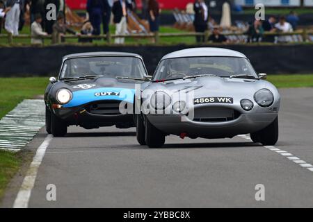 Romain Dumas, Gary Pearson, Jaguar e-Type coupé leggera a bassa resistenza, Alex Brundle, Richard Kent, Jaguar e-Type FHC, Royal Automobile Club TT Celebrati Foto Stock