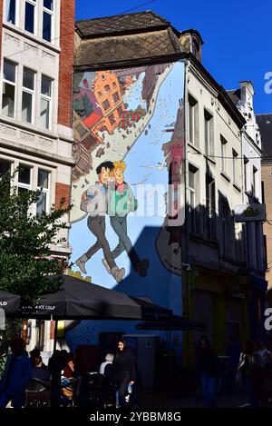 Murale gigante di graffiti su Rue du Marché au Charbon, nel percorso dei fumetti a Bruxelles, Belgio. Foto Stock