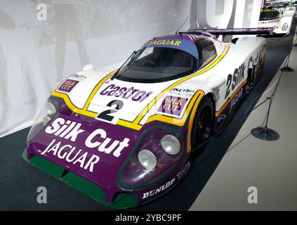 Dopo un intervallo di 30 anni, nel 1988, questa Jaguar XJR9 LM 488 è tornata a vincere, la 24 ore di le Mans, per la sesta volta, Foto Stock