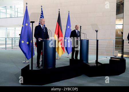 Berlino, Berlino, Germania. 18 ottobre 2024. Dichiarazioni alla stampa con il Presidente americano JOE BIDEN e il Cancelliere tedesco OLAF SCHOLZ presso la Cancelleria federale tedesca. (Credit Image: © Andreas Stroh/ZUMA Press Wire) SOLO PER USO EDITORIALE! Non per USO commerciale! Foto Stock