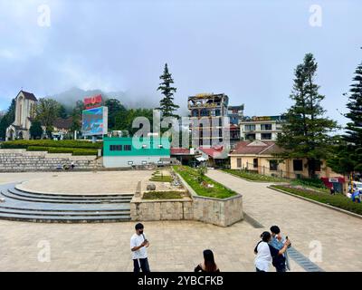 Sapa Central Square - città di sa Pa, provincia di Lao Cai, Vietnam 25 agosto 2024 Foto Stock