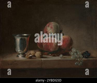 Natura morta con pesche, un calice d'argento, uva e noci, intorno al 1759-1760. Foto Stock