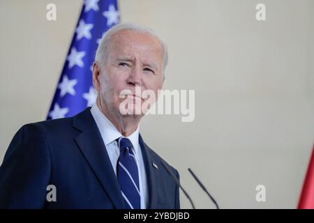 Staatsbesuch des amerikanischen Präsidenten, Joseph R. Biden Jr. Besuch des Präsidenten der Vereinigten Staaten von Amerika, Joseph R. Biden Jr., in Deutschland. Pressestatements des amerikanischen Präsidenten im Bundeskanzleramt Berlin Berlin GER *** visita di Stato del Presidente degli Stati Uniti d'America, Joseph R Biden Jr visita del Presidente degli Stati Uniti d'America, Joseph R Biden Jr, in Germania dichiarazioni stampa del Presidente americano presso la Cancelleria federale Berlino GER Foto Stock
