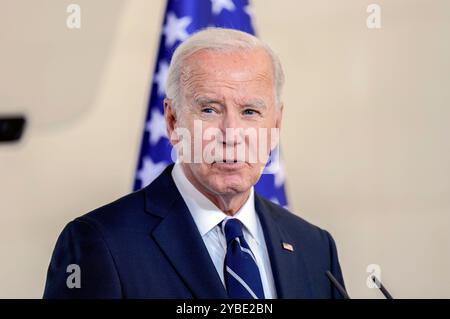 Joe Biden beim Pressestatement nach dem bilateralen Gespräch des amerikanischen Präsidenten mit dem Bundeskanzler im Bundeskanzleramt. Berlino, 18.10.2024 Foto Stock