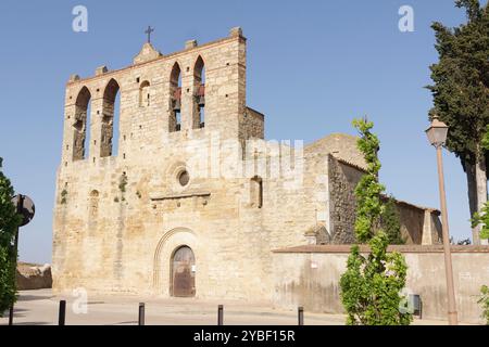 Chiesa di Sant'Esteve de Peratallada. Romanico. XIII secolo. Foto Stock