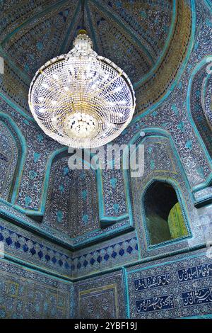 Khiva, Uzbekistan - 15 settembre 2024: Interni nel Mausoleo Pahlavan-Mahmud a Khiva Foto Stock