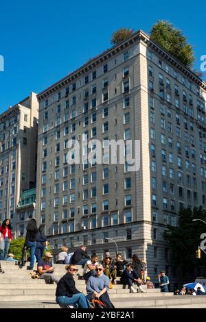 Edifici signorili di fronte al Metropolitan Museum of Art, NYC, 2024, USA Foto Stock