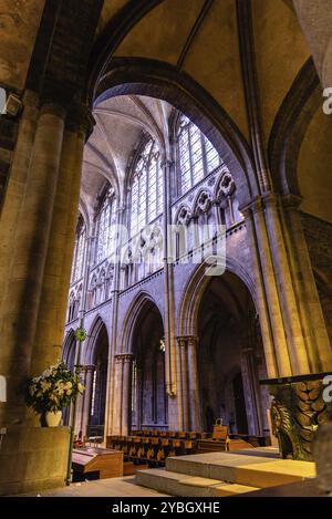 Saint-Malo, Francia, 24 luglio 2018: Vista interna della Cattedrale di Saint Vincent di Saint Malo, Europa Foto Stock
