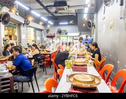 Ristorante Udon Thai Food Mookata Singapore Foto Stock