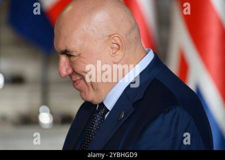 I ministri del G7 si incontrano a Napoli durante il G7 Defense Meeting a Napoli a Palazzo reale il 10/19/2024 in foto: Nella foto il Ministro della difesa italiano Guido Crocetta NAPOLI Palazzo reale CAMPANIA ITALIA Copyright: XFABIOxSASSOxFabioxSassox 2L8A1936 Foto Stock