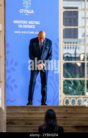 I ministri del G7 si incontrano a Napoli durante il G7 Defense Meeting a Napoli a Palazzo reale il 10/19/2024 in foto: Nella foto il Ministro della difesa italiano Guido Crocetta NAPOLI Palazzo reale CAMPANIA ITALIA Copyright: XFABIOxSASSOxFabioxSassox 2L8A1870 Foto Stock