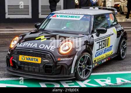 Hockenheim, Germania. 18 ottobre 2024. Sophie Hofmann (GER), 18.10.2024, Hockenheim (Deutschland), Motorsport, NXT Gen Cup, finale Hockenheimring 2024 credito: dpa/Alamy Live News Foto Stock