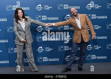 Roma Cinema Fest 2024 . Festival del Cinema di Roma. Photocall filmare il ritorno . Nella foto : Juliette Binoche, Ralph Fiennes Foto Stock
