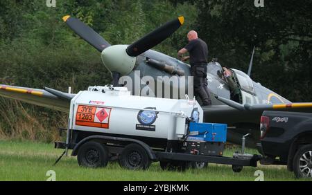 Il Supermarine Spitfire è un caccia monoposto britannico utilizzato dalla Royal Air Force e da altri paesi alleati. Foto Stock