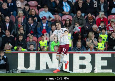 Riverside Stadium, Middlesbrough sabato 19 ottobre 2024. Anis Mehmeti di Bristol City festeggia dopo aver segnato il gol di apertura durante la partita di campionato Sky Bet tra Middlesbrough e Bristol City al Riverside Stadium di Middlesbrough sabato 19 ottobre 2024. (Foto: Trevor Wilkinson | mi News) crediti: MI News & Sport /Alamy Live News Foto Stock