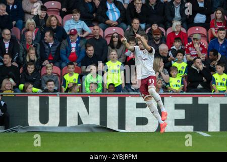 Riverside Stadium, Middlesbrough sabato 19 ottobre 2024. Anis Mehmeti di Bristol City festeggia dopo aver segnato il gol di apertura durante la partita di campionato Sky Bet tra Middlesbrough e Bristol City al Riverside Stadium di Middlesbrough sabato 19 ottobre 2024. (Foto: Trevor Wilkinson | mi News) crediti: MI News & Sport /Alamy Live News Foto Stock