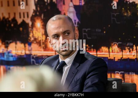 RIGA, Lettonia. 19 ottobre 2024. Benjamin Haddad, ministro delegato per gli affari europei della Francia, durante la conferenza di riga 2024. Crediti: Gints Ivuskans/Alamy Live News Foto Stock