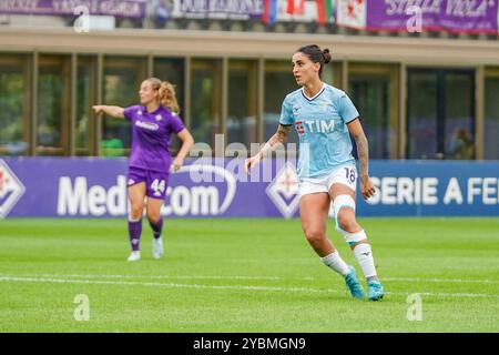 Firenze, Italia. 19 ottobre 2024. Firenze, Italia, 19 ottobre 2024: #18 Martina Piemonte (Napoli femminile) durante la partita di serie A Womens League 2024-2025 tra Fiorentina e Lazio al Parco Viola di Firenze. (Sara Esposito/SPP) credito: SPP Sport Press Photo. /Alamy Live News Foto Stock