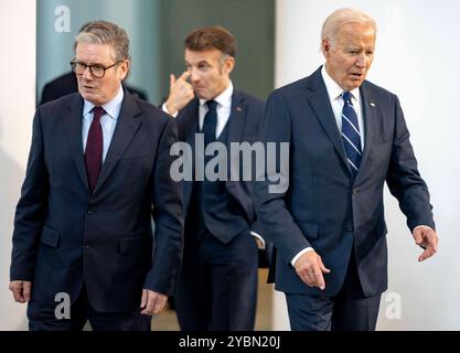 Berlino, Berlino, Germania. 18 ottobre 2024. Incontro IN QUAD con il presidente degli Stati Uniti JOE BIDEN, il primo ministro britannico KEIR STARMER, il presidente francese EMMANUEL MACRON e il cancelliere tedesco OLAF SCHOLZ (immagine di credito: © Andreas Stroh/ZUMA Press Wire) SOLO PER USO EDITORIALE! Non per USO commerciale! Foto Stock