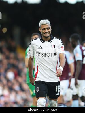 Londra, Regno Unito. 19 ottobre 2024. Londra, 19 ottobre 2024: Andreas Pereira del Fulham durante la partita di Premier League tra Fulham e Aston Villa al Craven Cottage il 19 ottobre 2024 a Londra, Inghilterra. (Pedro Soares/SPP) credito: SPP Sport Press Photo. /Alamy Live News Foto Stock