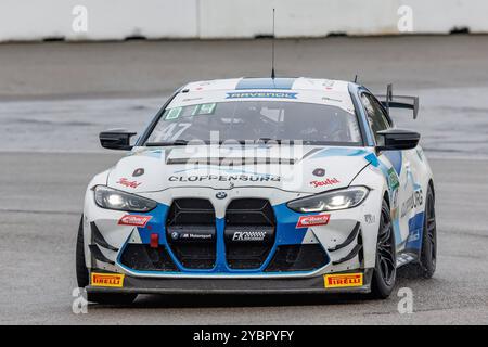 Hockenheim, Germania. 18 ottobre 2024. Joseph Warhurst (GBR), Tom Edgar (GBR), (BMW, FK Performance Motorsport), 18.10.2024, Hockenheim (Deutschland), Motorsport, ADAC GT4 Germania, Hockenheimring 2024 crediti: dpa/Alamy Live News Foto Stock