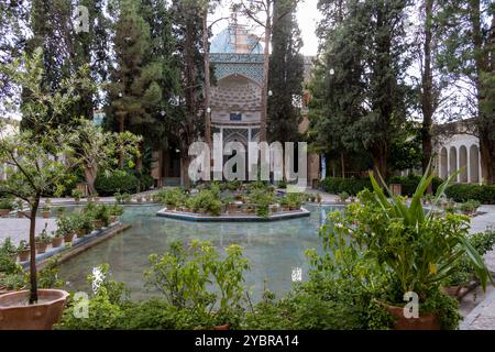 Mahan Kerman Iran 19 settembre 2024: Shah Nematollah Vali Shrine. Si tratta di un complesso storico situato a Mahan, in Iran, contenente la tomba del famoso Foto Stock