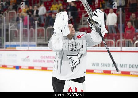 PSD Bank Dome, Duesseldorf, Renania settentrionale-Vestfalia, Julius Hudacek (Koelner Haie, #35), PENNY DEL, Duesseldorfer EG-Koelner Haie il 18/10/2024 presso il Foto Stock