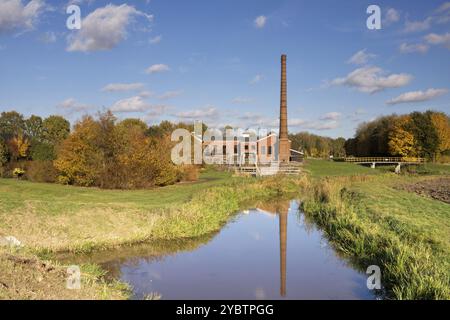 Vecchia stazione di pompaggio a vapore vicino alla città olandese Winschoten Foto Stock