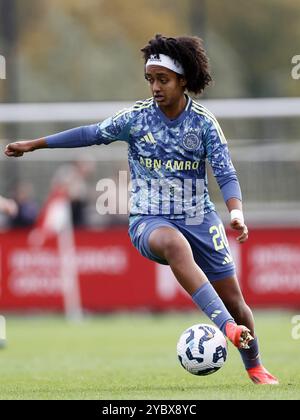 ROTTERDAM - Lily Yohannes dell'Ajax durante l'Azerion Women's Eredivisie match tra Feyenoord e Ajax allo Sportcomplex Varkenoord il 20 ottobre 2024 a Rotterdam, Paesi Bassi. ANP PIETER STAM DE JONGE Foto Stock