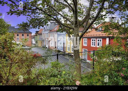 Bergen, Norvegia 8 settembre 2024 la colorata comunità Klosteret di Òold townÓBergen. Foto Stock