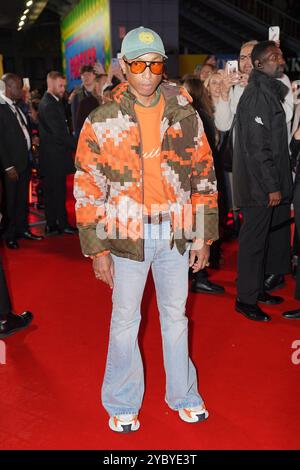 Pharrell Williams partecipa alla proiezione di gala di chiusura del BFI London Film Festival di Piece by Piece alla Royal Festival Hall, Southbank Centre di Londra. Data foto: Domenica 20 ottobre 2024. Foto Stock