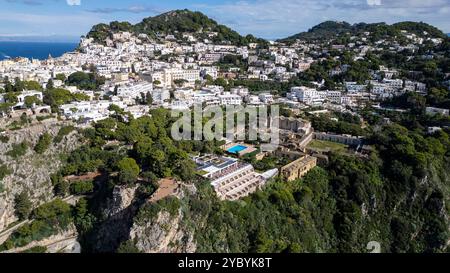 Veduta aerea dell'isola di Capri con drone Foto Stock