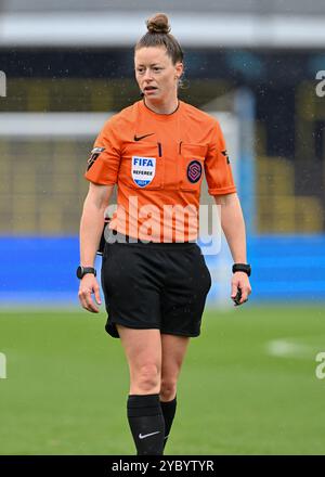 Arbitro Kirsty Dowle durante il Barclays Women's Super League Match Manchester City Women vs Aston Villa Women al Joie Stadium di Manchester, Regno Unito, 20 ottobre 2024 (foto di Cody Froggatt/News Images) Foto Stock