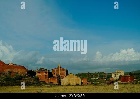 La miniera abbandonata di San Giovanni, a Iglesias, Sulcis Iglesiente, Arbus, provincia meridionale della Sardegna, Italia Foto Stock