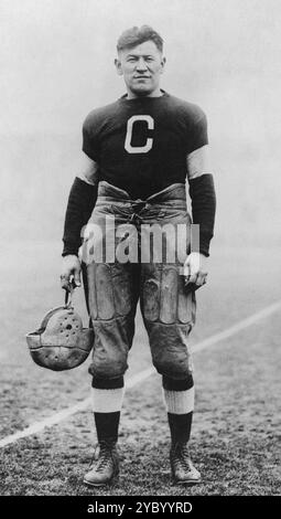 Jim Thorpe, James Francis Thorpe (1887 – 1953), atleta statunitense e medaglia d'oro olimpica. Foto Stock