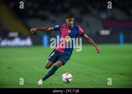 Barcellona, ESP. 20 ottobre 2024. FC BARCELONA VS SEVILLA FC. 20 ottobre 2024 Lamine Yamal (19) del FC Barcelona durante la partita tra FC Barcelona e Sevilla FC corrispondente al decimo giorno di la Liga EA Sports allo Stadio Olimpico Lluis Companys di Montjuic a Barcellona, Spagna. Crediti: Rosdemora/Alamy Live News Foto Stock