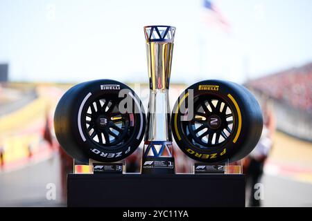 Austin, Etats Unis. 20 ottobre 2024. Trofei dei primi tre nel Gran Premio degli Stati Uniti di Formula 1 Pirelli 2024, 19° round del Campionato del mondo di Formula 1 2024 dal 18 al 20 ottobre 2024 sul circuito delle Americhe, ad Austin, Stati Uniti d'America - Photo Eric Alonso/DPPI Credit: DPPI Media/Alamy Live News Foto Stock