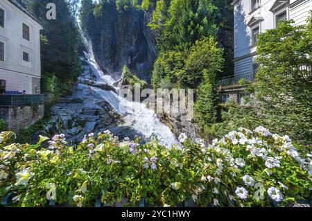 Cascata del Gasteiner Ache al centro, Bad Gastein, Gastein Valley, alti Tauri, Pongau, provincia di Salisburgo, Austria, Europa Foto Stock