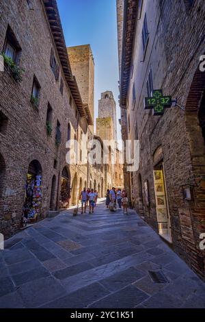 Vicolo a San Gimignano, Toscana, Italia, Europa Foto Stock