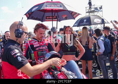 (11) Nicolo Bulega dall'Italia del Aruba.it Ducati Team, cavalca Ducati Panigale V4R durante il Campionato del mondo FIM Motul Superbike - gara 1 di Acerbis Foto Stock